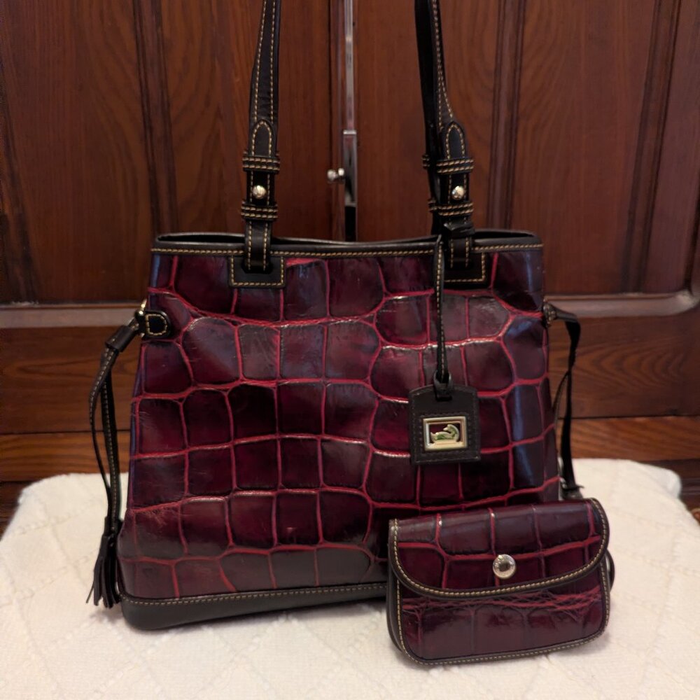 Dooney‎ & Bourke Red Croc-Embossed Shoulder Bag